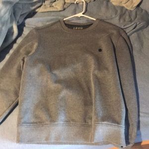 Men’s IZOD Grey Crewneck Sweatshirt